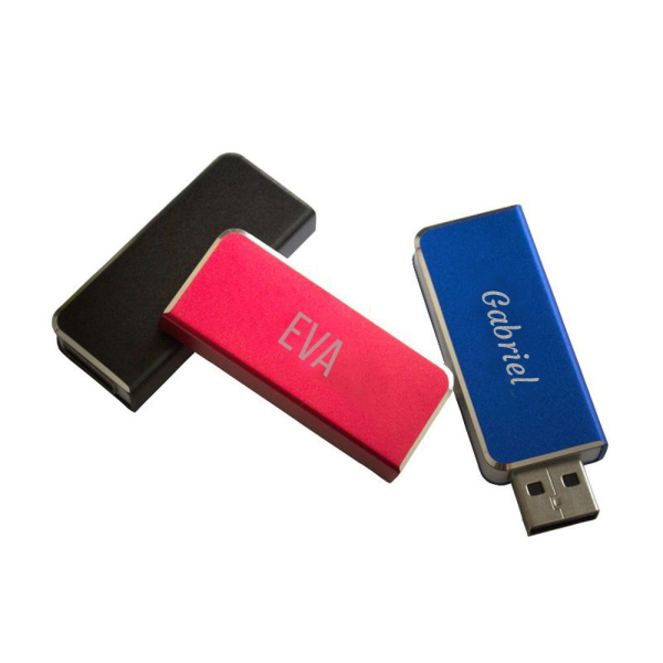 8 GB kaiverrettu tasku-USB-muistitikku