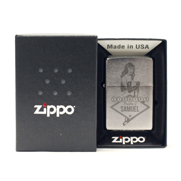 Zippo&reg; nimell&auml; personoitu