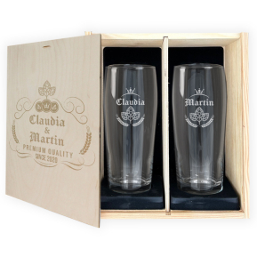 Lahjasetti, jossa 2 olutlasia omalla etiketill�