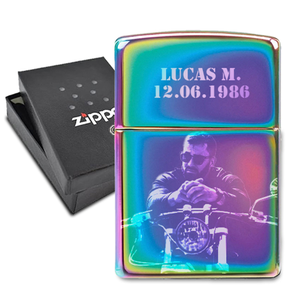 Zippo&reg; mukautettavissa valokuvalla